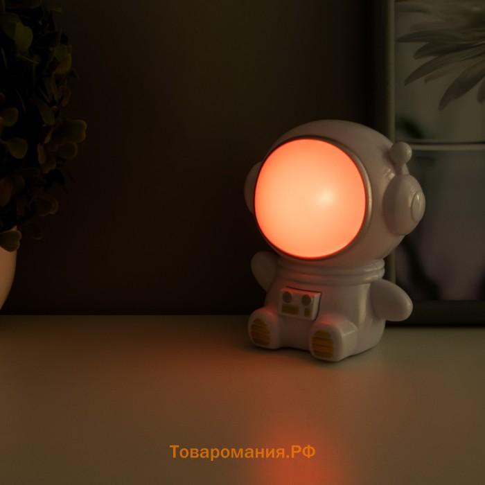 Ночник "Космонавт" LED 1.5Вт USB АКБ белый 9,5х8х10,5 см RISALUX