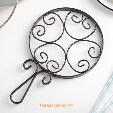 Подставка под горячее на ножках с ручкой  «Сердца», 25.5×16.3 см, коричневая