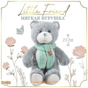 Мягкая игрушка на новый год Little Friend, мишка с зелёным шарфом, цвет светло-серый , 23 см